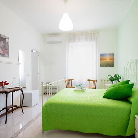 Casa Di Nora Bed and Breakfast Formia Buitenkant foto